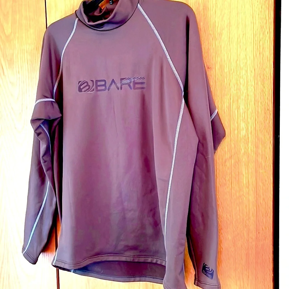 BARE Chillguard men L fleece backed long sleeve dive surf swim dry rash guard